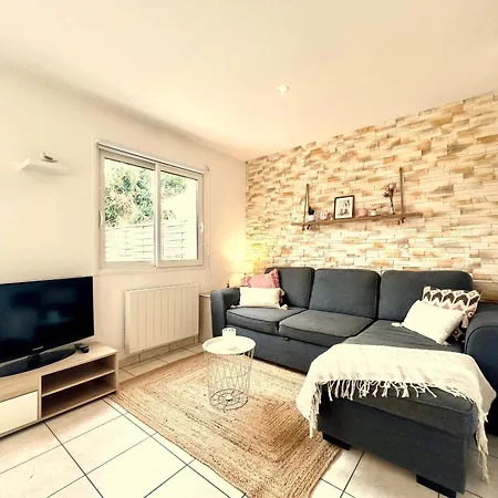 Douce Parenthese Moderne Avec Terrasse Ensoleillee Apartment *