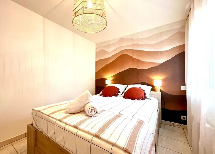 Lägenhet Douce Parenthese Moderne Avec Terrasse Ensoleillee *