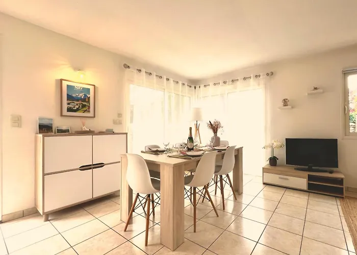 Douce Parenthese Moderne Avec Terrasse Ensoleillee