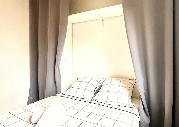 Lägenhet Douce Parenthese Moderne Avec Terrasse Ensoleillee *